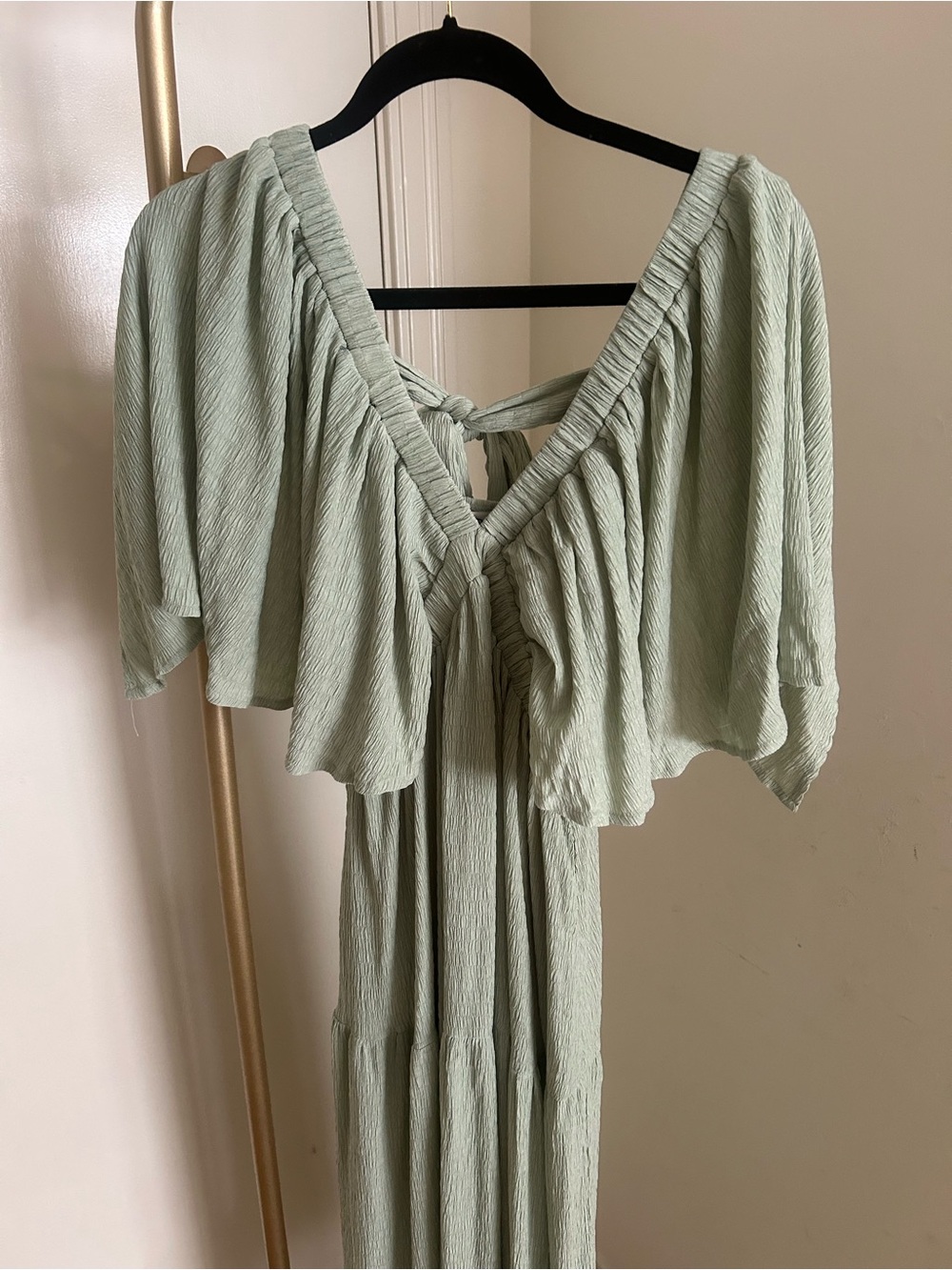 Davi & Dani Sage Green Boho Maxi Dress Flutter Sleeve Tie Back Dress M - Picture 3 of 6